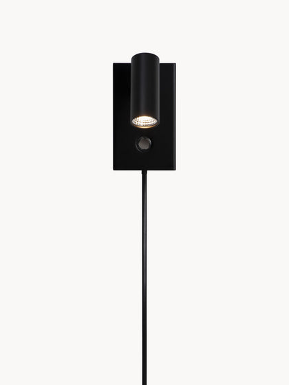 Westwing Aplique Pequeño LED Regulable Omari Con Enchufe