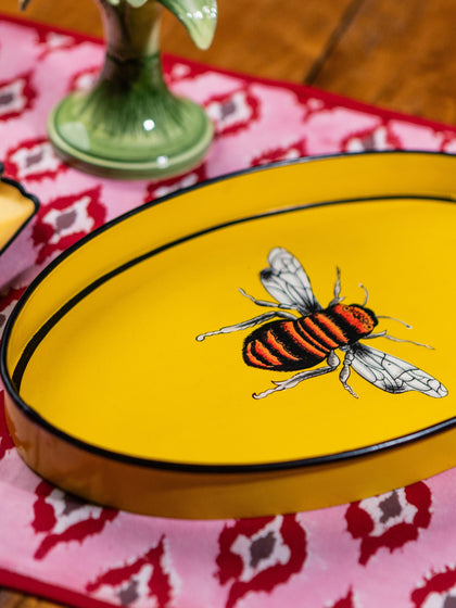 Westwing Bandeja Decorativa Pintada A Mano Con Motivo De Abeja Fauna