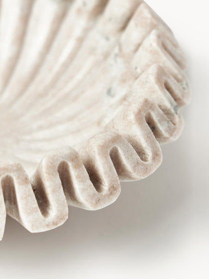 Westwing Bol Decorativo Artesanal De Mármol Santorini Ø 18 Cm