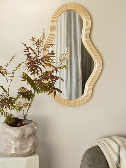 Westwing Espejo De Pared Artesanal De Ratán Con Forma Orgánica Pond
