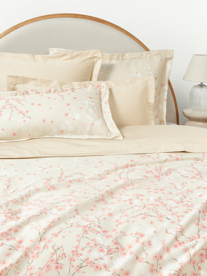 Westwing Funda nórdica de satén con estampado floral Sakura