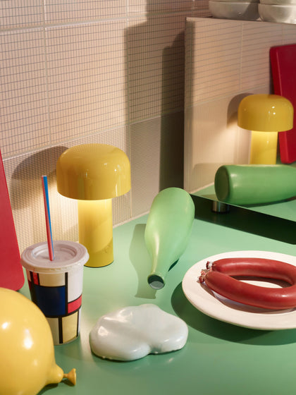 Westwing Lámpara De Mesa LED Pequeña Regulable Bellhop Portátil