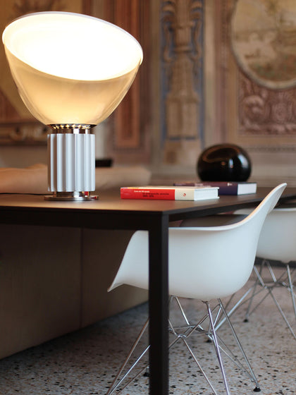 Westwing Lámpara De Mesa LED Regulable De Vidrio Soplado Taccia