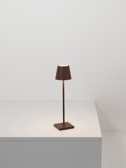 Westwing Lámpara De Mesa LED Regulable Poldina Portátil