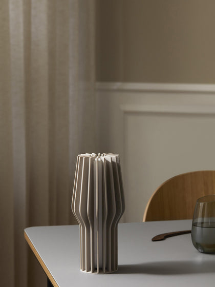 Westwing Lámpara De Mesa Pequeña LED Regulable Radiant Portátil