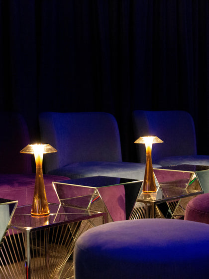 Westwing Lámpara De Mesa Pequeña LED Space Portátil