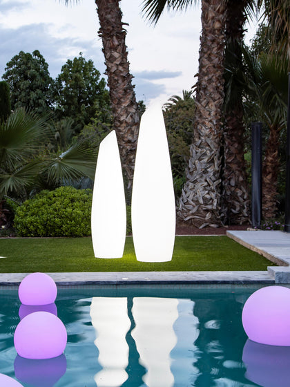 Westwing Lámpara De Suelo Solar LED Para Exterior Regulable Buly Con Cambio De Color Y Mando A Distancia