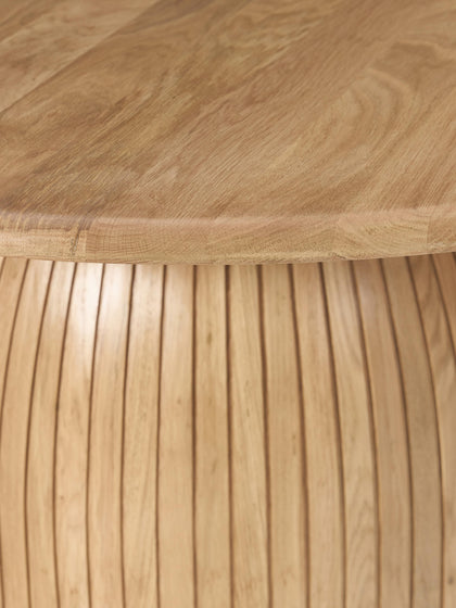 Westwing Mesa De Comedor Redonda Con Estructura Estriada Nelly Tamaños Diferentes