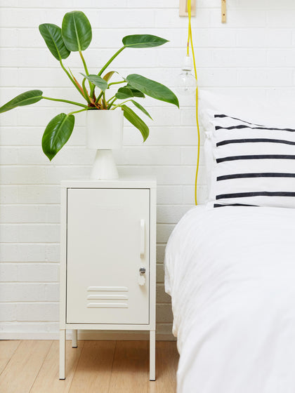 Westwing Mesita De Noche De Metal The Shorty Apertura De Puerta Izquierda O Derecha