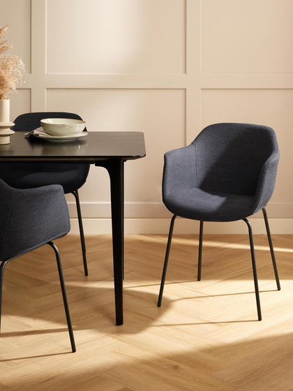 Westwing Silla Con Asiento Estrecho Y Reposabrazos Fiji