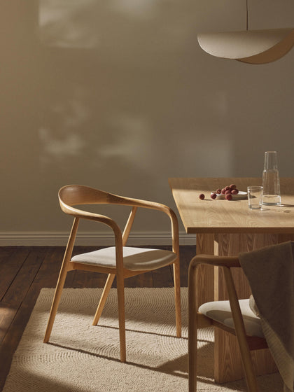 Westwing Silla De Madera Con Reposabrazos De Madera Y Asiento Tapizado Angelina