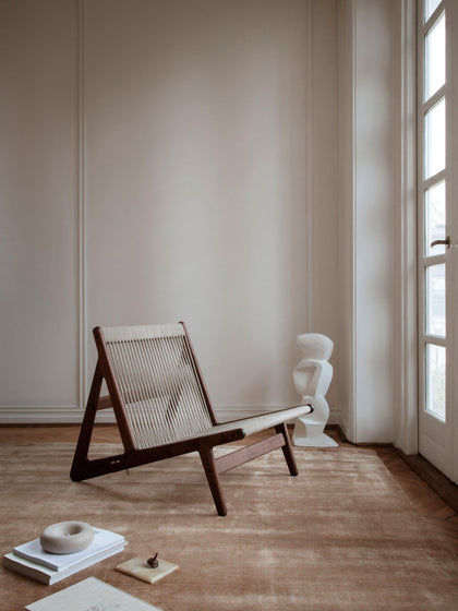 Westwing Sillón Artesanal De Madera De Nogal Con Cojín De Asiento MR01 Initial