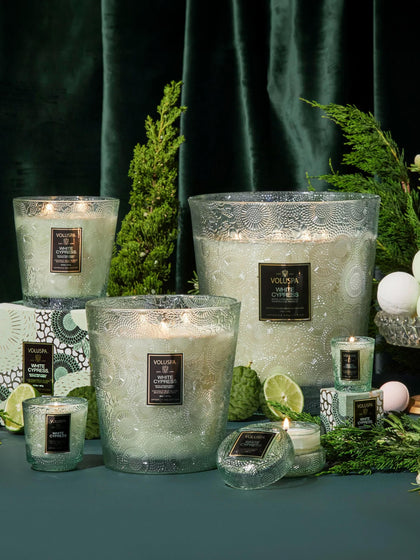 Westwing Vela Perfumada Artesanal De Cinco Mechas Japonica Collection (ciprés Bayas De Enebro Hojas De Menta Y Madera)
