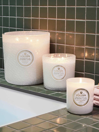 Westwing Vela Perfumada Artesanal De Cinco Mechas Maison Blanc (eucalipto Cardamomo Salvia Y Corteza De Hinoki)