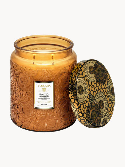 Westwing Vela Perfumada Artesanal De Dos Mechas Japonica Collection (resina De ámbar Sándalo Cedro Y Orquídea De Vainilla)