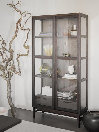 Westwing Vitrina De Madera De Roble Con Puertas Correderas Hazelton