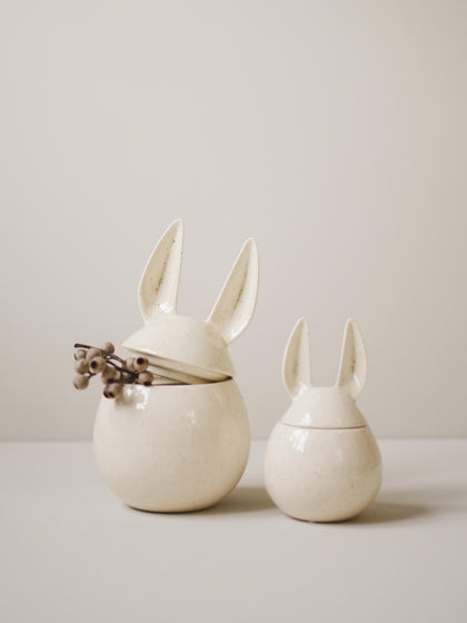 Westwing Bombonera De Pascua Eating Rabbit