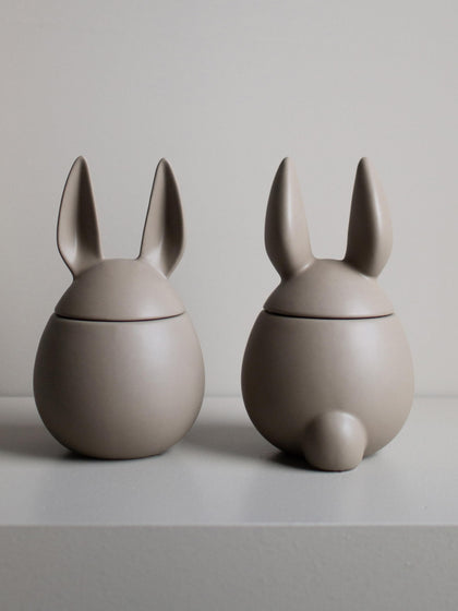 Westwing Bombonera De Pascua Eating Rabbit