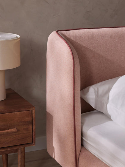 Westwing Cama Tapizada Con Cabecero Luma