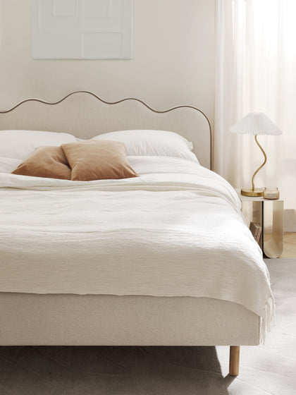 Westwing Cama Tapizada Romy Con Cabecero