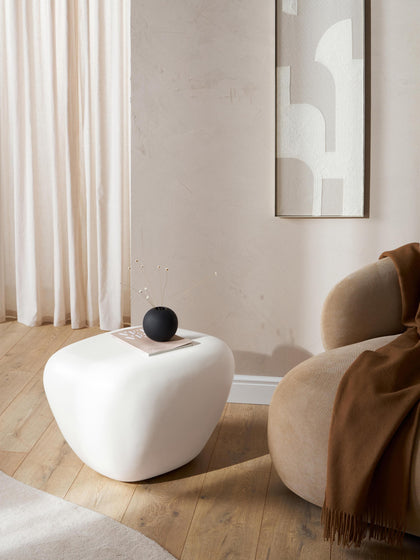 Westwing Mesa Auxiliar Con Forma Orgánica Pietra