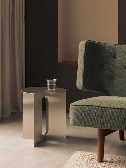 Westwing Mesa Auxiliar Redonda Androgyne