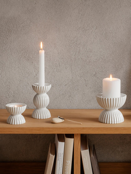 Westwing Portavelas De Porcelana Con Relieves Tura