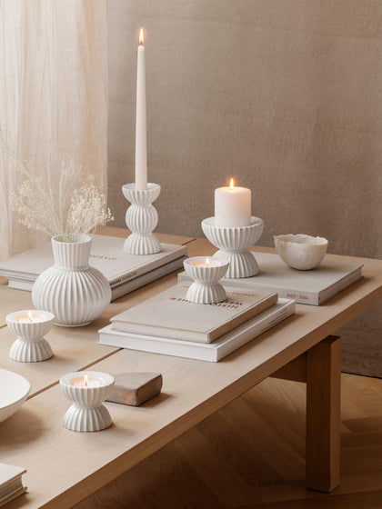 Westwing Portavelas De Porcelana Con Relieves Tura