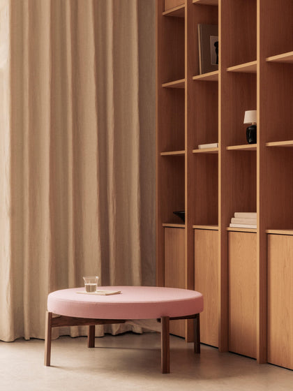 Westwing Puf De Madera De Nogal Passage