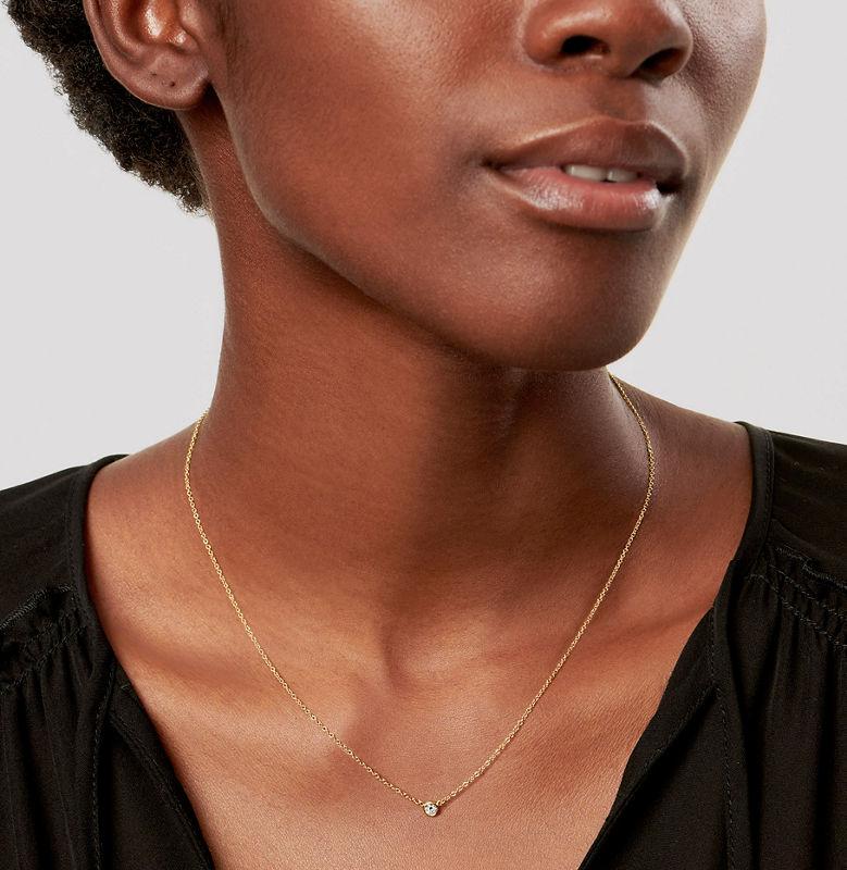 Tiffany & Co. Elsa Peretti® Colgante Con Un único Diamante Diamonds By The Yard® En Oro Amarillo