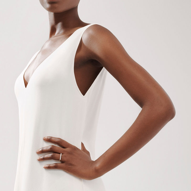 Tiffany & Co. Tiffany Forever Alianza En Oro Rosa Con Medio Círculo De Diamantes 3 mm De Ancho