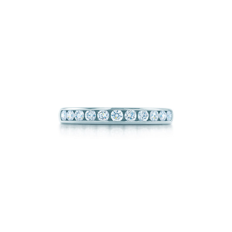 Tiffany & Co. Tiffany® Setting Alianza de boda en platino con medio círculo de diamantes 3 mm