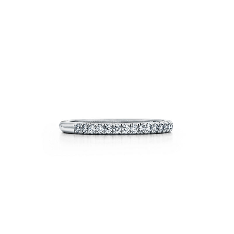 Tiffany & Co. Tiffany Soleste Anillo Half Eternity en platino con diamantes