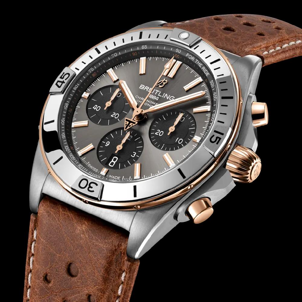 Breitling Chronomat B01 42 Triumph