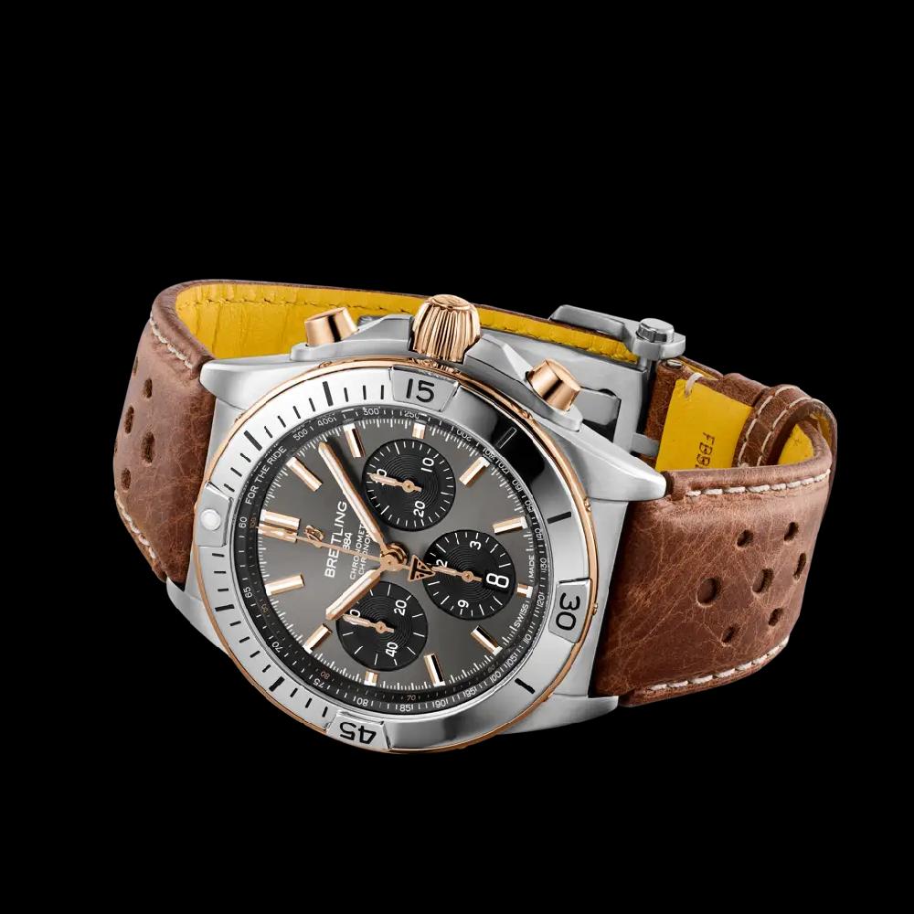 Breitling Chronomat B01 42 Triumph