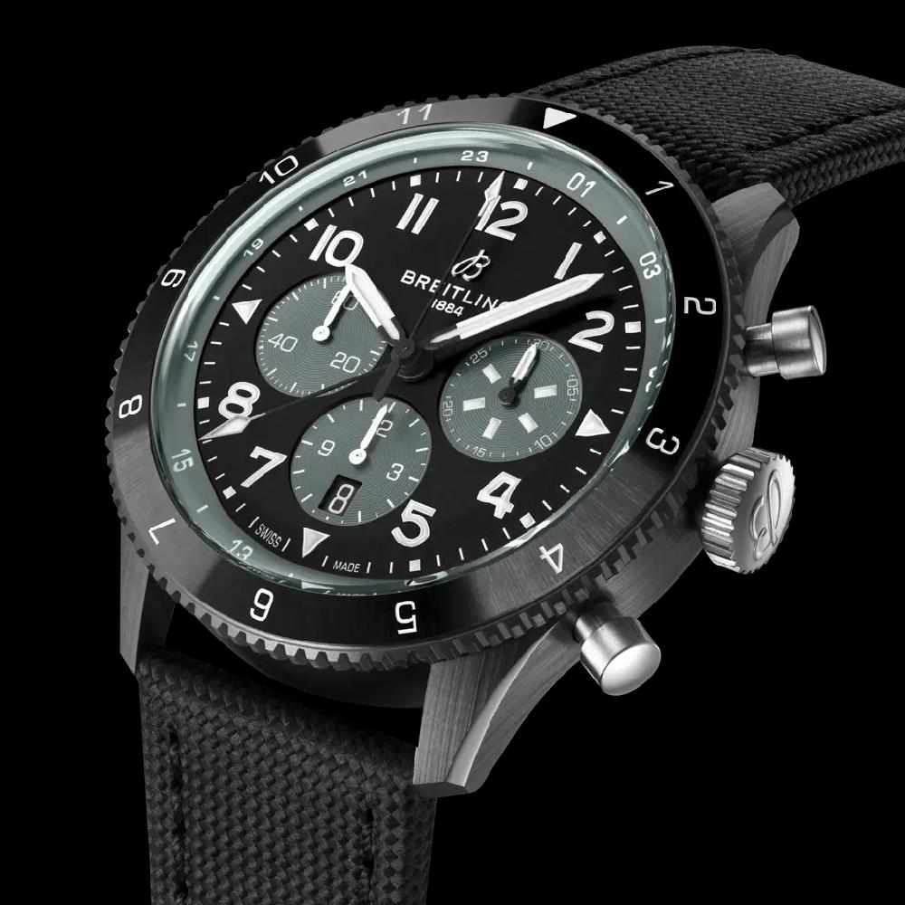 Breitling Super AVI B04 Chronograph GMT 46 Mosquito Night Fighter