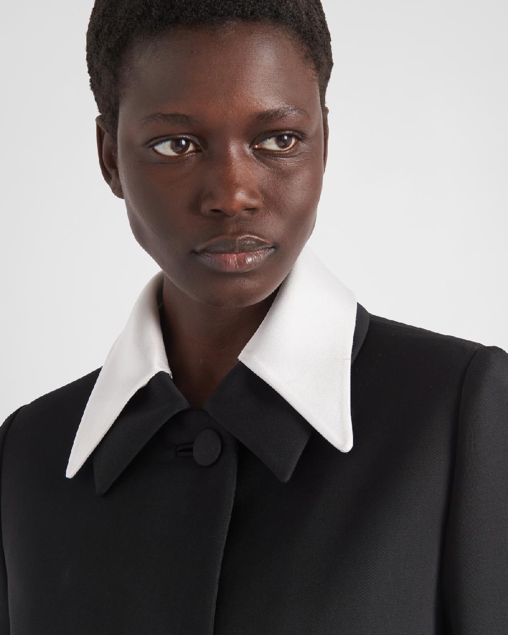 Prada Abrigo De Botonadura Simple En Satén De Lana Con Cuello