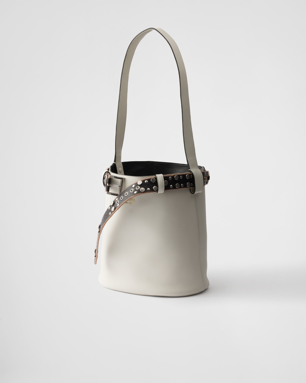 Prada Bolso Saco Prada Buckle De Piel Con Cinturón Con Tachuelas