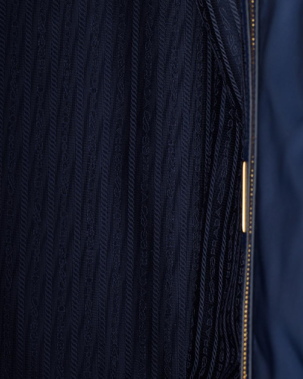 Prada Bolso Tote Grande De Re-Nylon Y Piel Saffiano Prada Re-Edition 1978