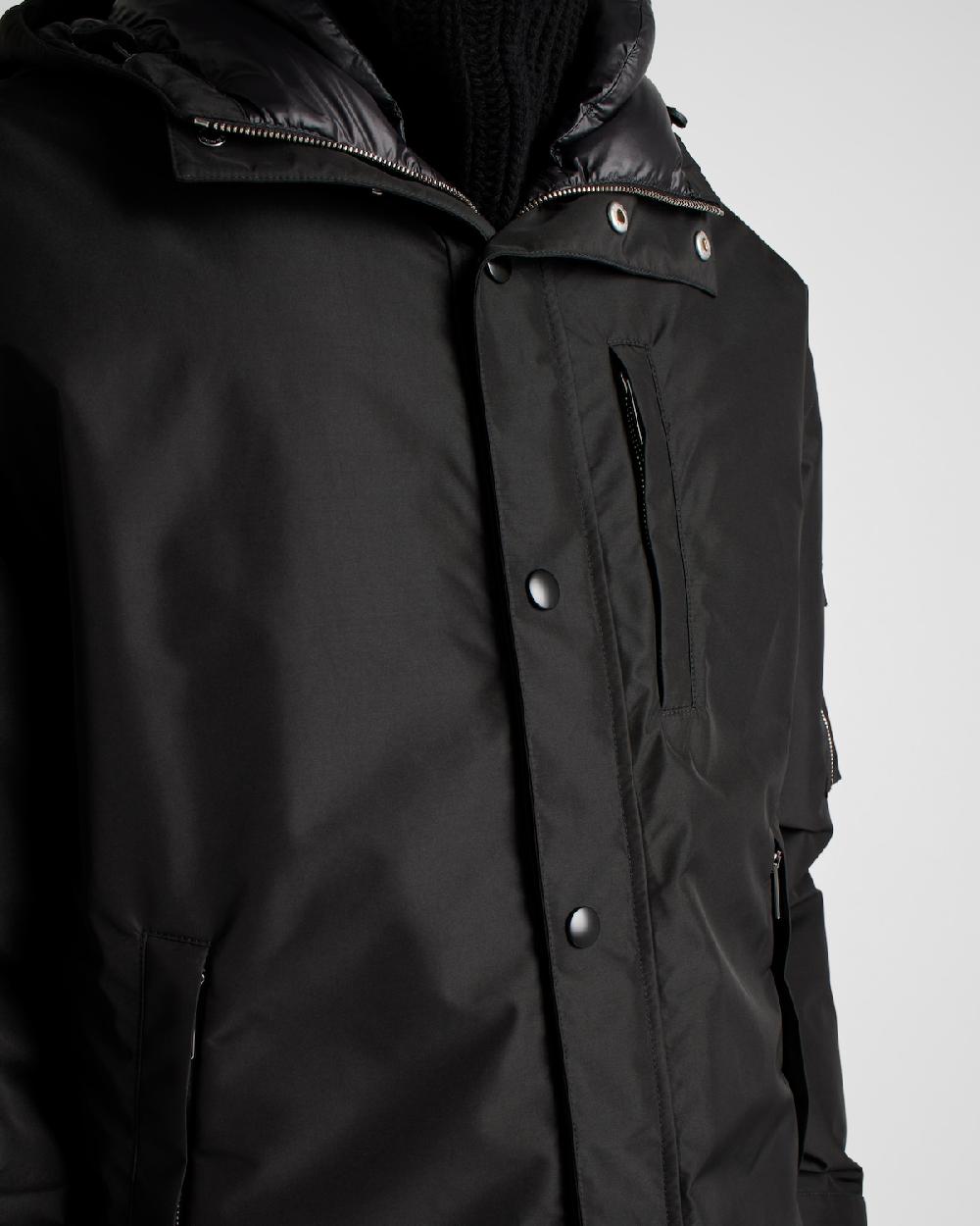 Prada Chaqueta De Plumón En Tejido Técnico Con Capucha