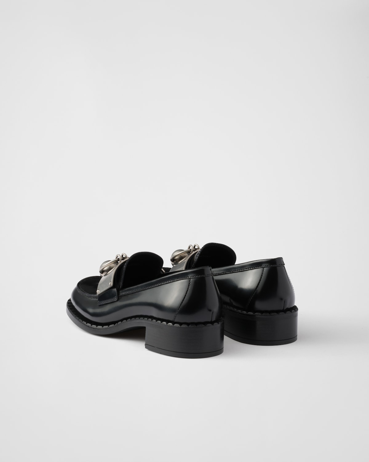 Prada Mocasines De Piel Cepillada Con Detalles De Metal