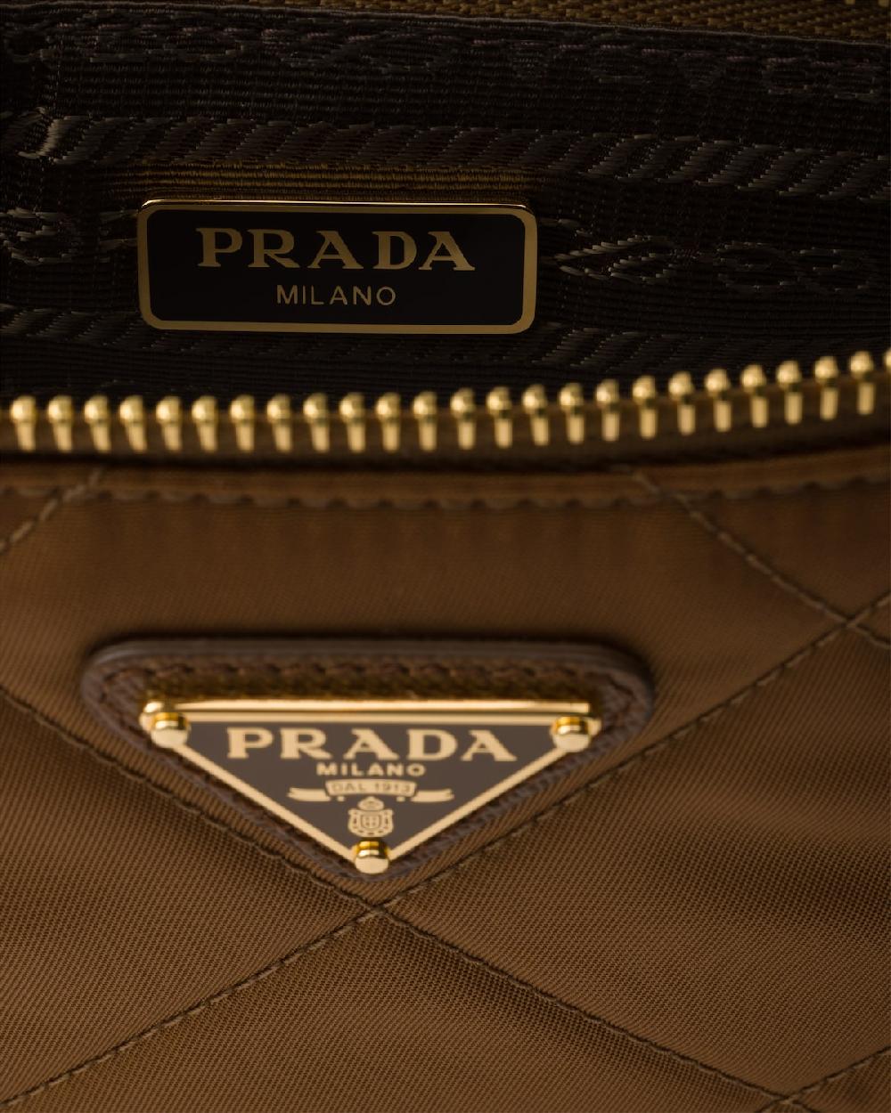 Prada Pouch Prada Re-Edition 1995 Chaîne De Re-Nylon