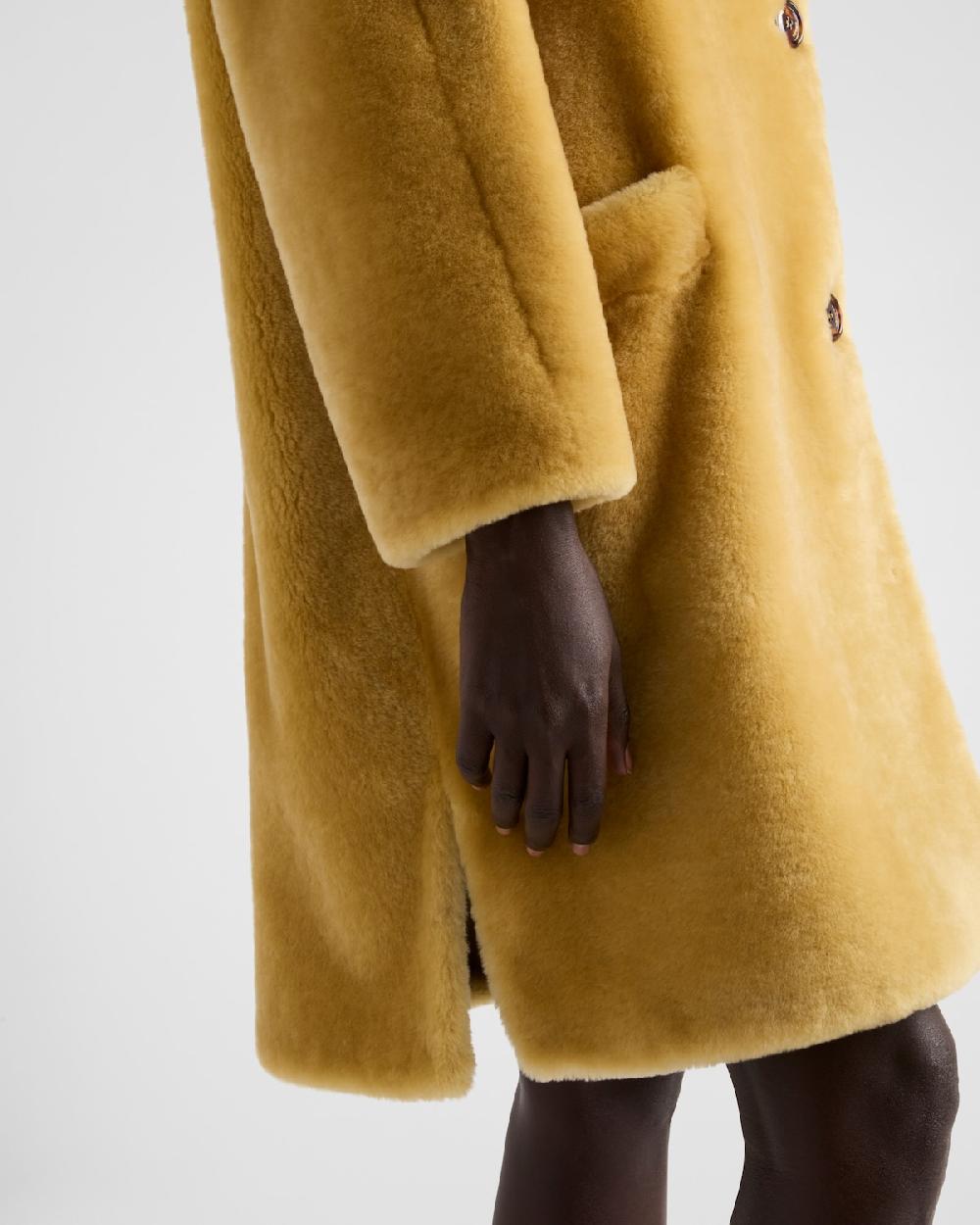 Prada Abrigo De Borreguillo