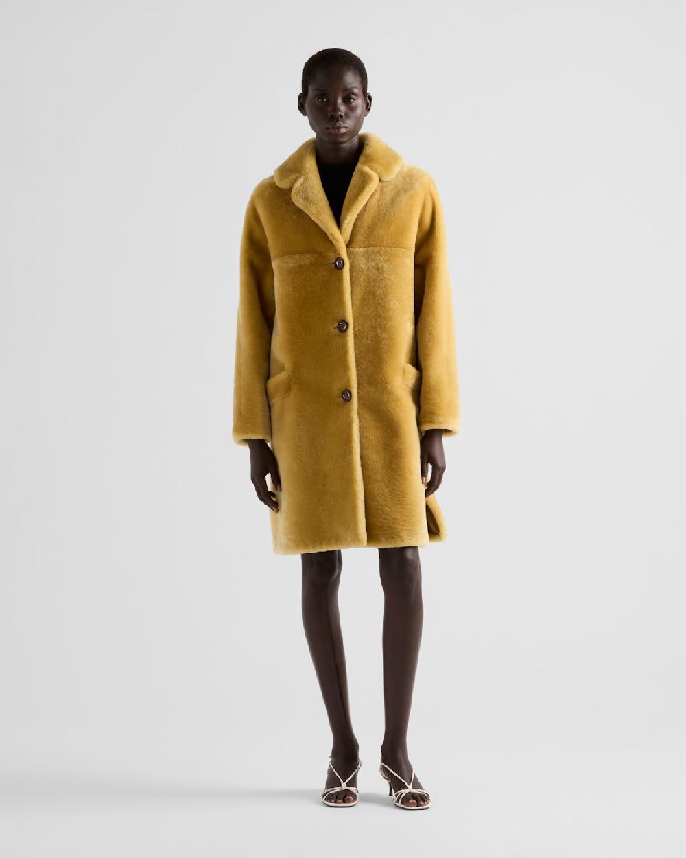 Prada Abrigo de borreguillo