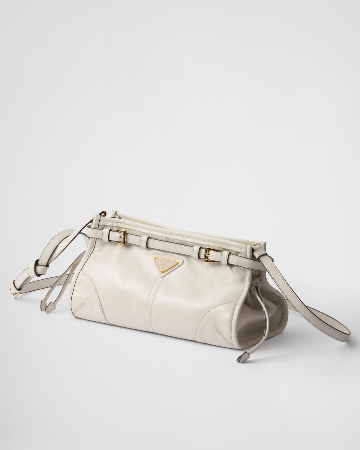 Prada Bandolera Pequeña De Piel