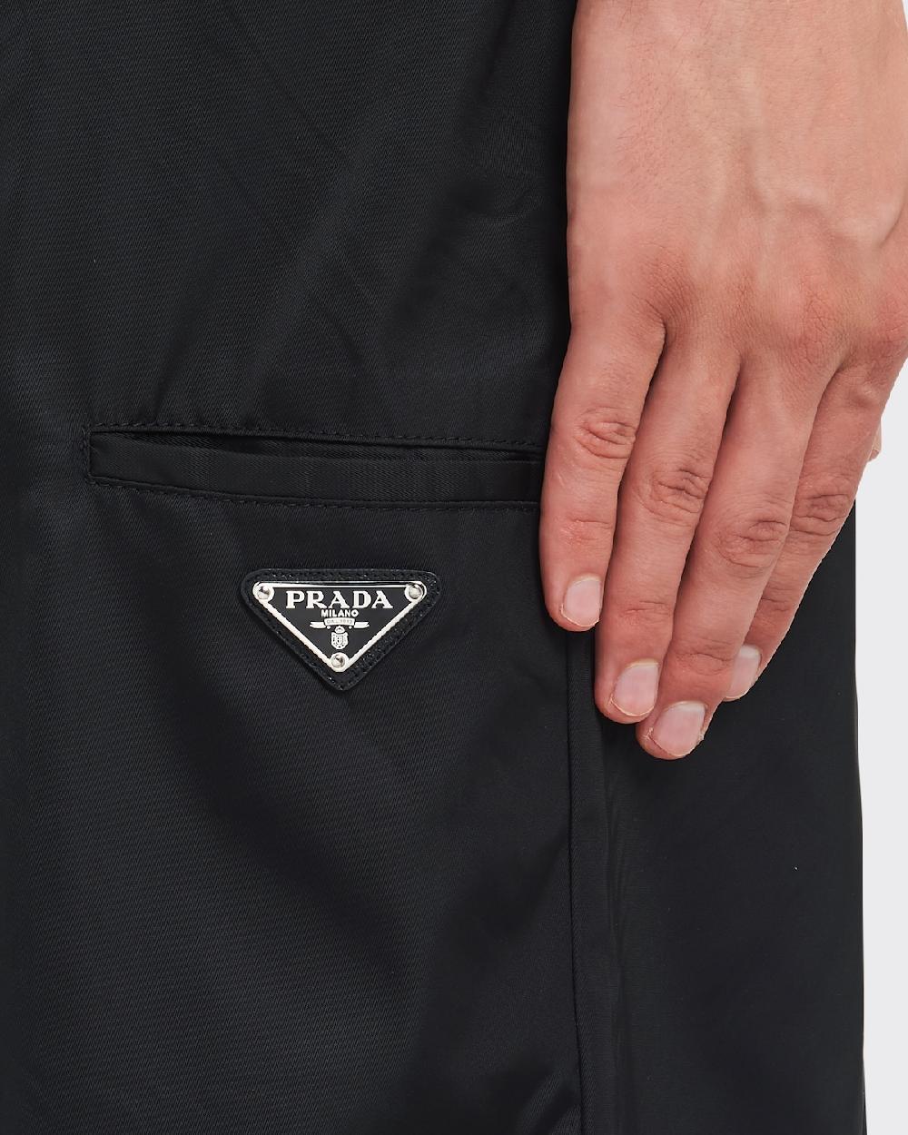 Prada Bermudas En Gabardina De Re-Nylon