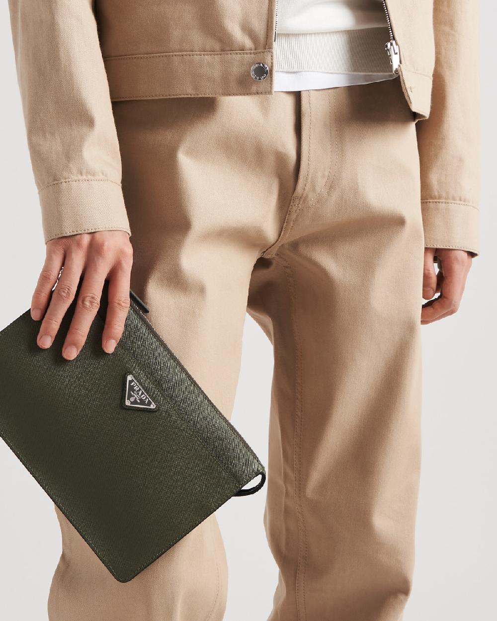 Prada Bolso de hombre de piel Saffiano