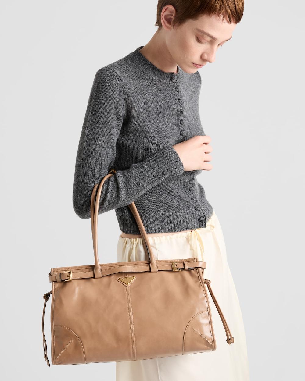 Prada Bolso grande Prada Bonnie de piel