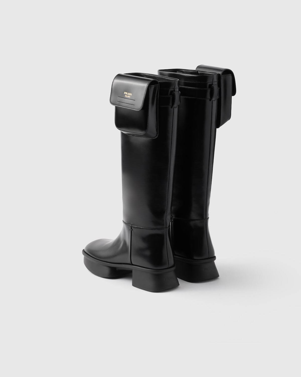 Prada Botas De Piel Cepillada Con Pouch