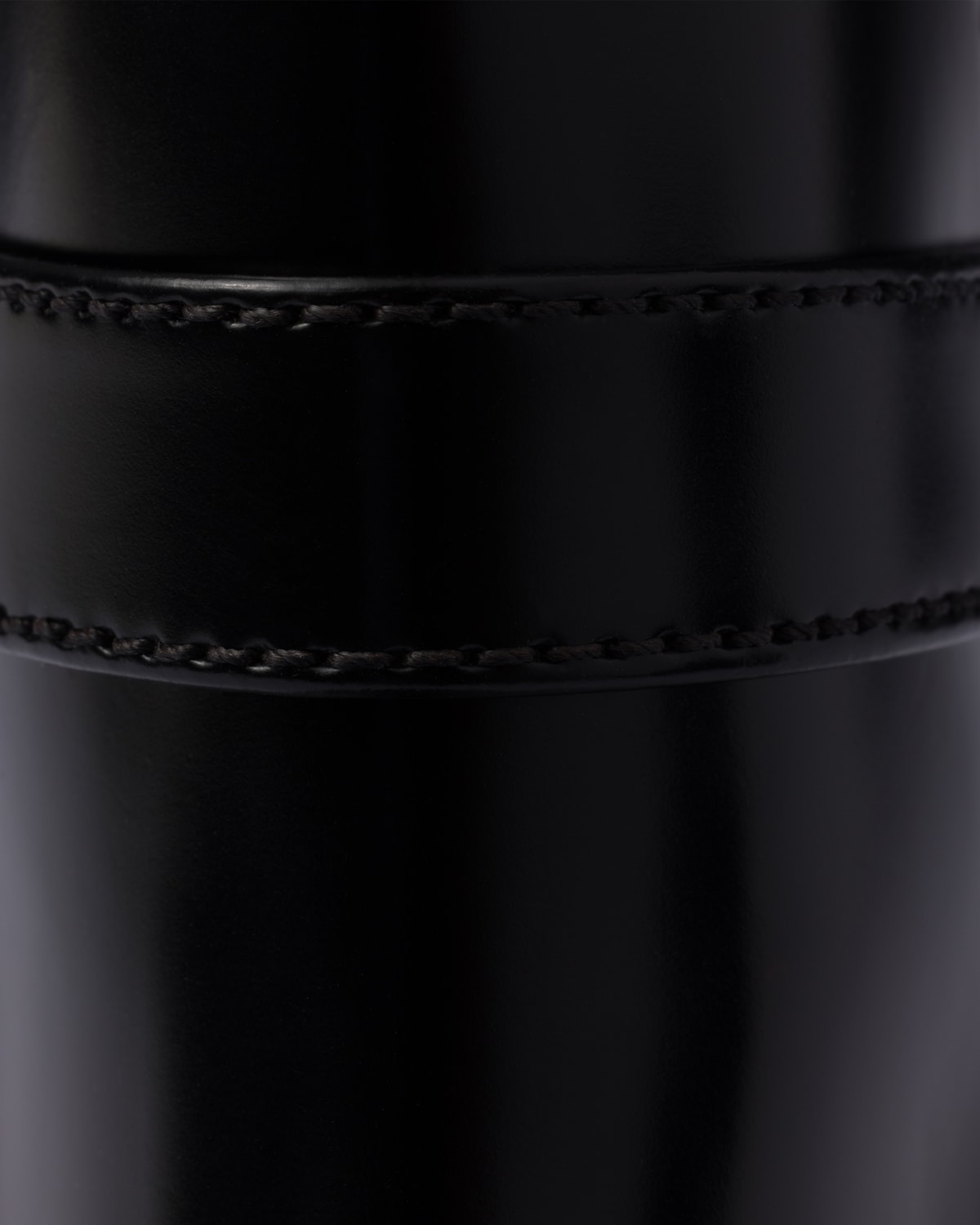 Prada Botines De Piel Cepillada Con Tira